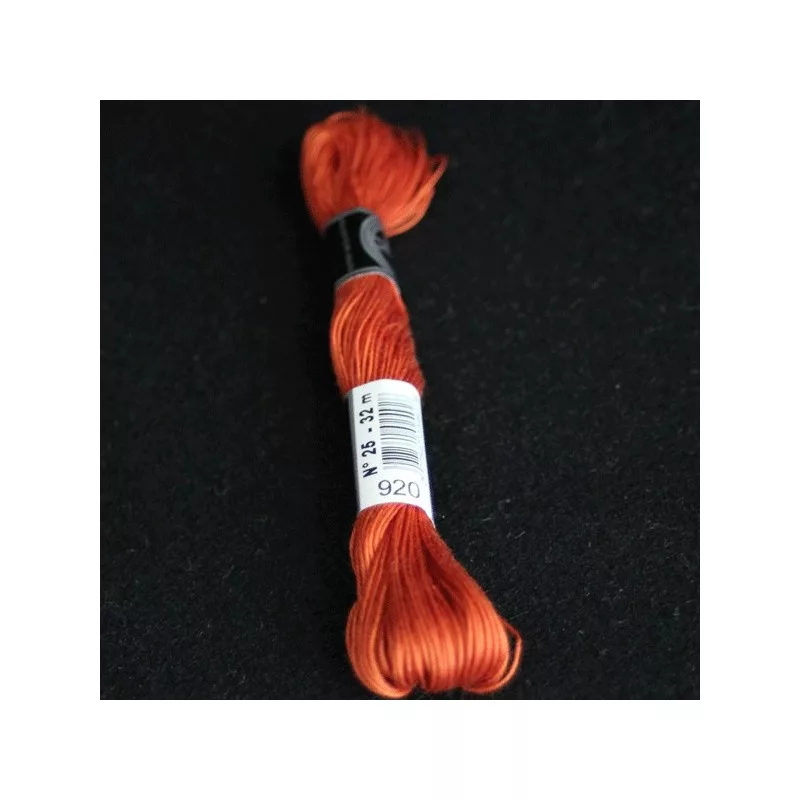 Échevette De Coton À Broder Couleur 32M
