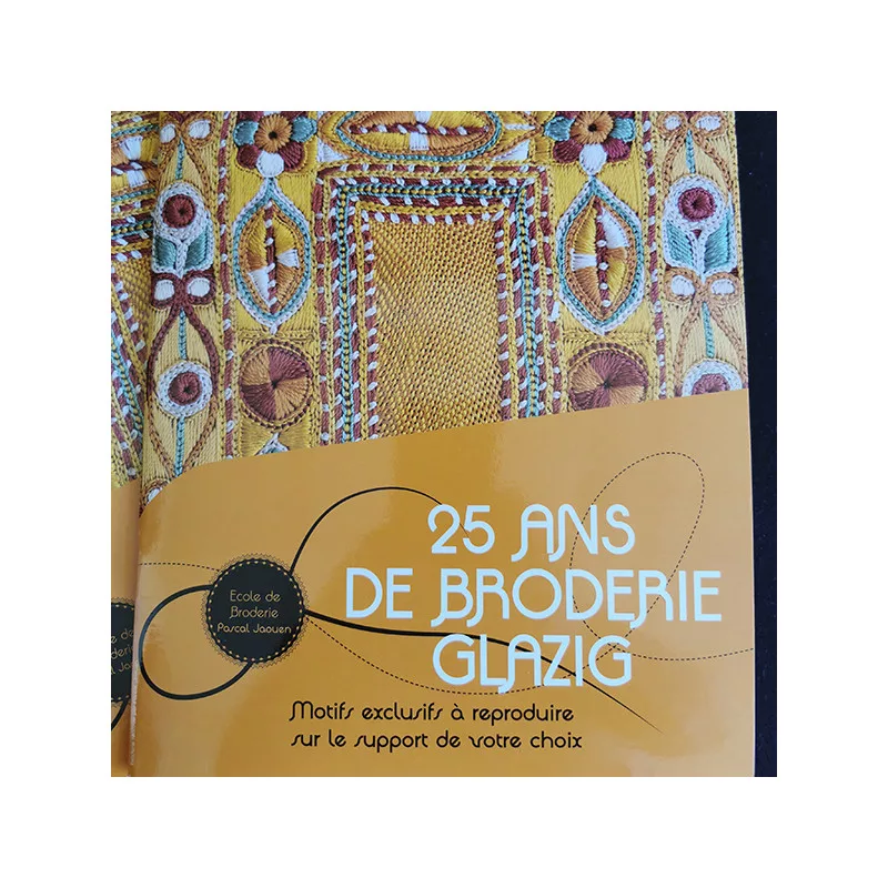 25 Ans De Broderie Glazig