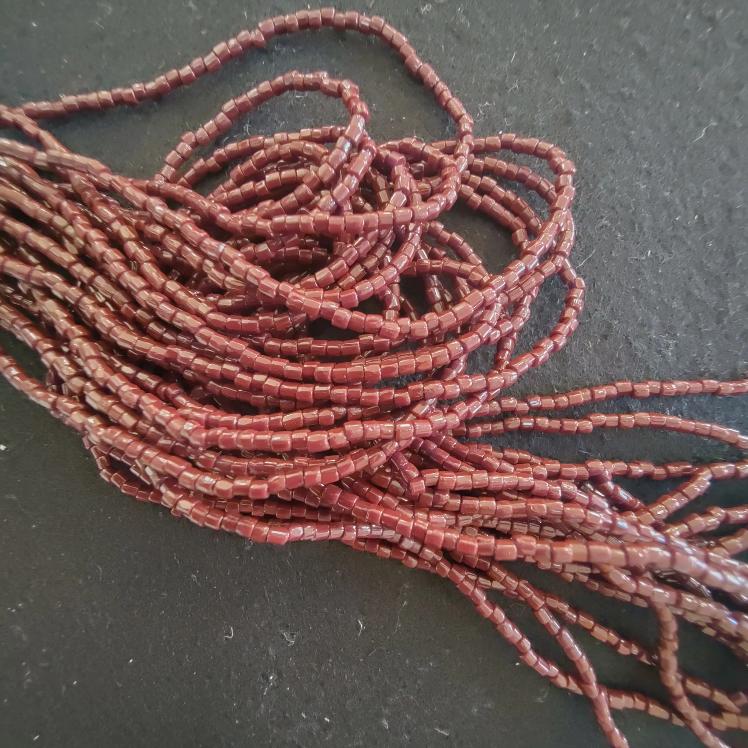 Perles 2 facettes lie de vin 13780/11