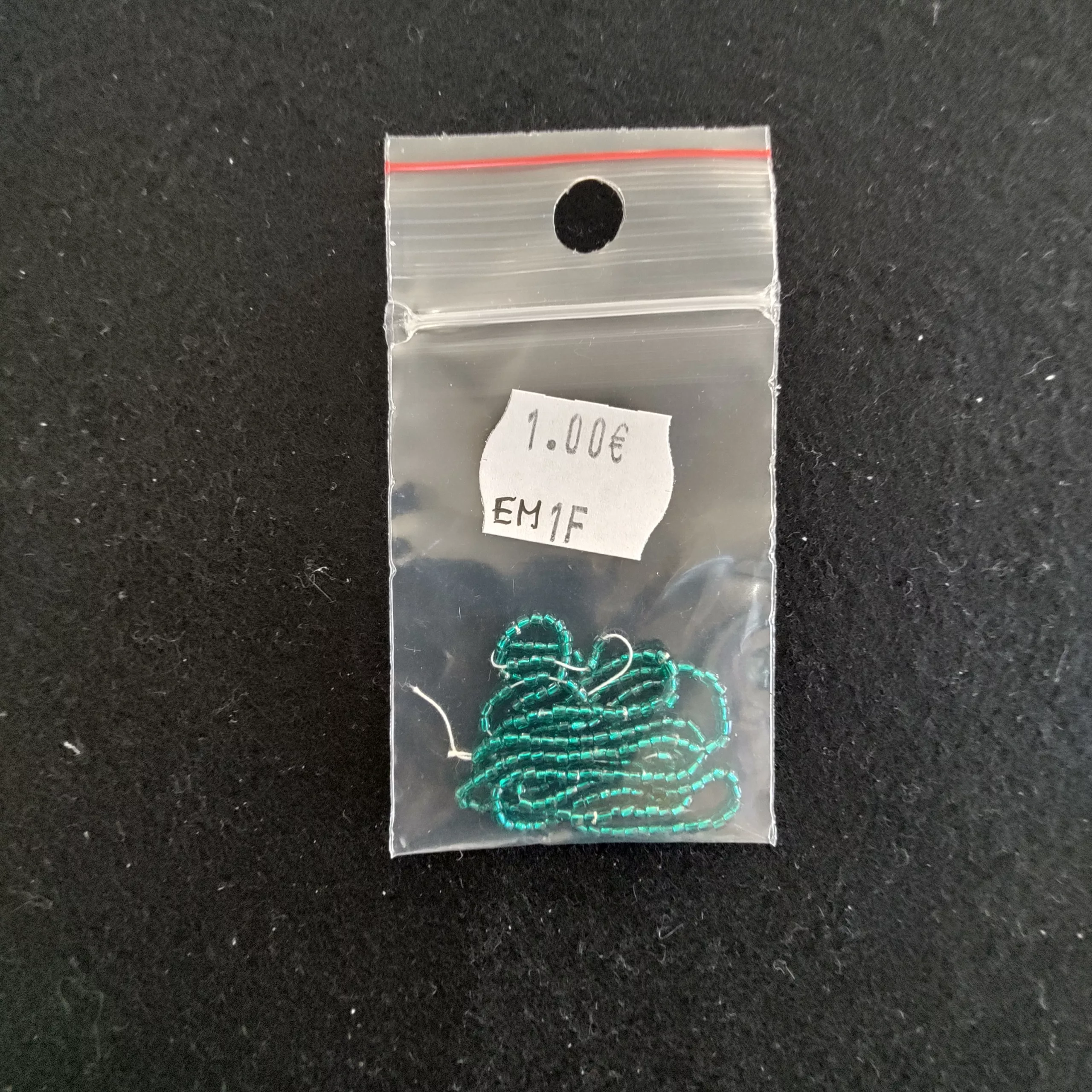 Fil de perles vert EM1F