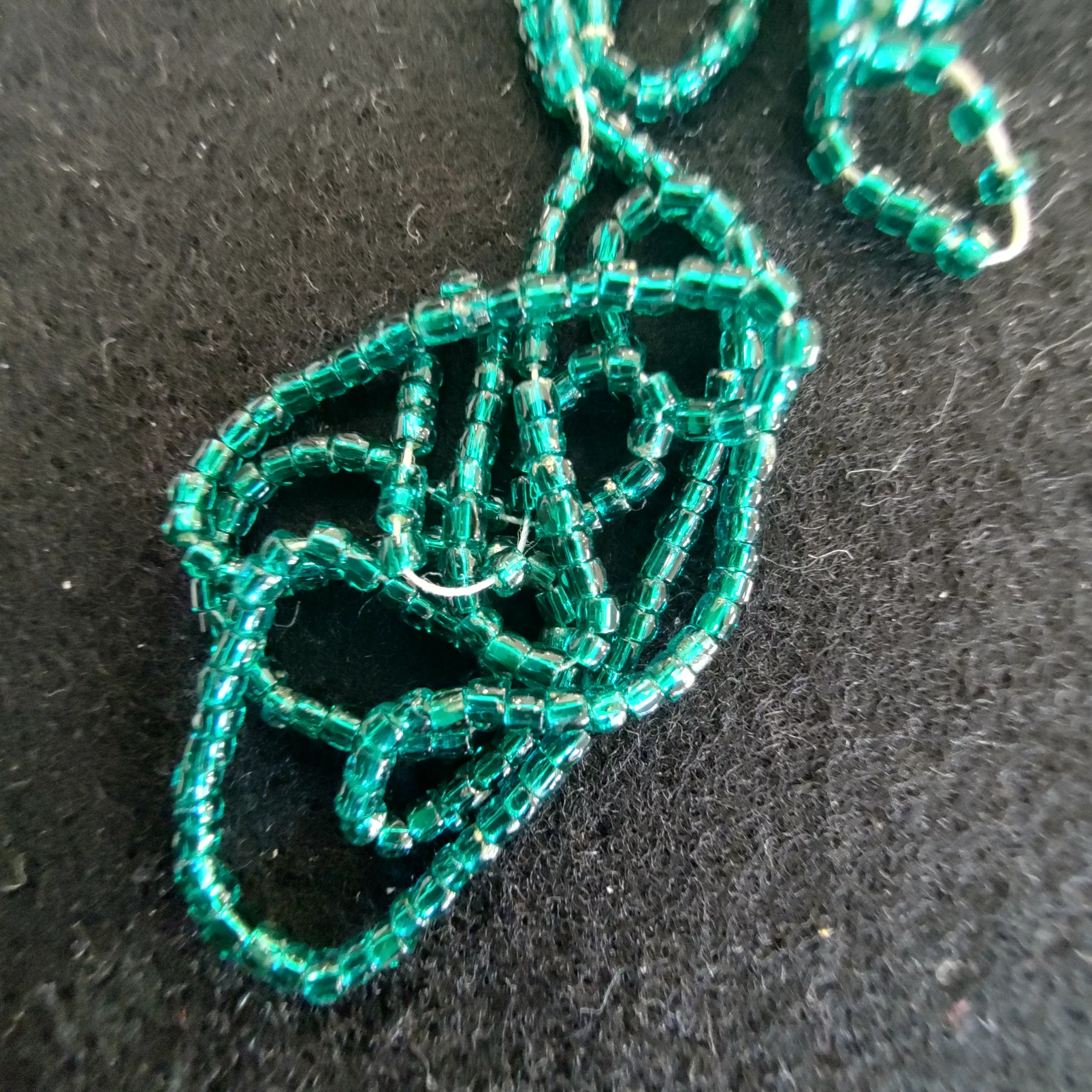 Fil de perles vert EM1F