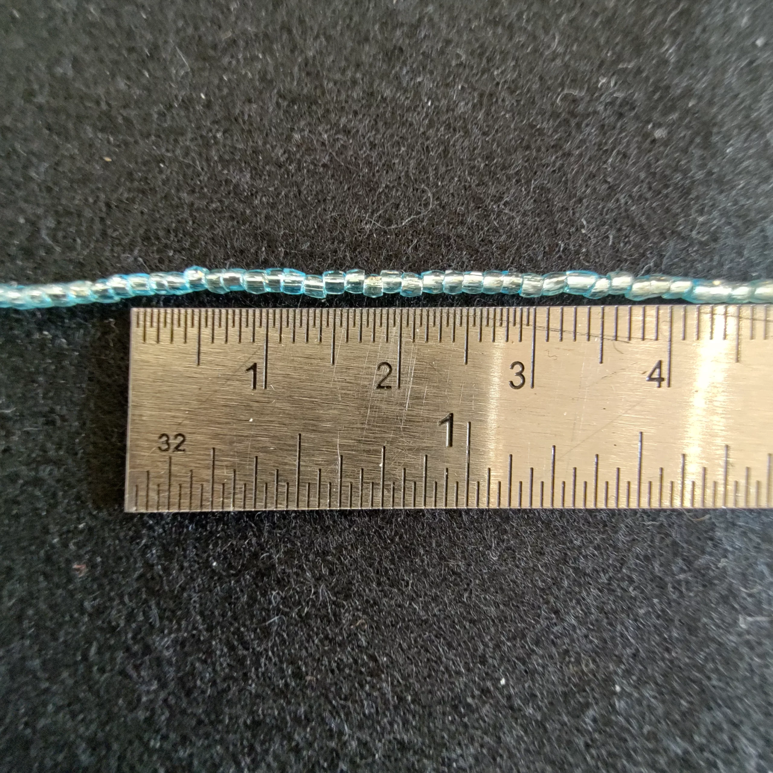 Perles 3 facettes bleu 67000/12