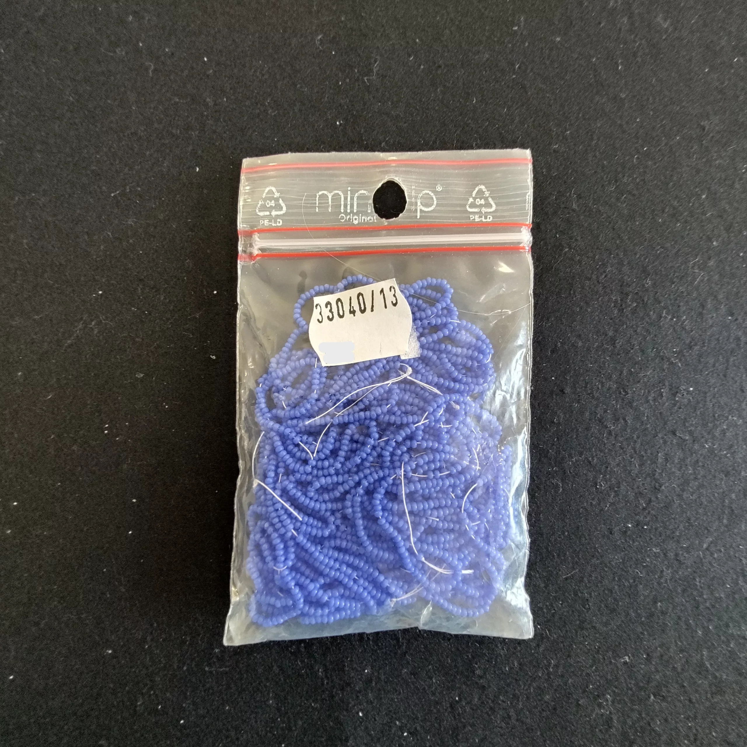 Perles rocailles bleu 33040/13