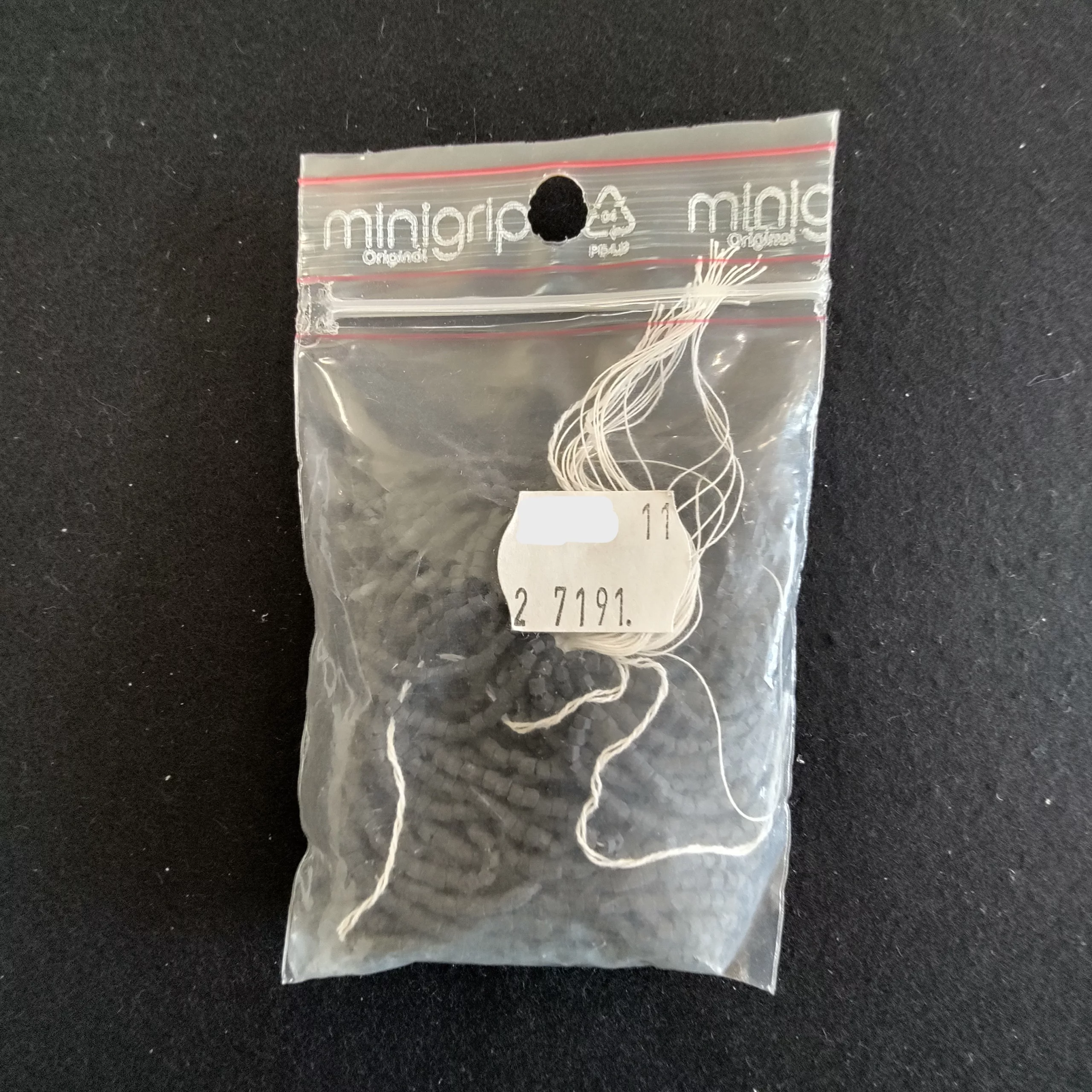 Perles quart de tube noir mat 2 7191/11