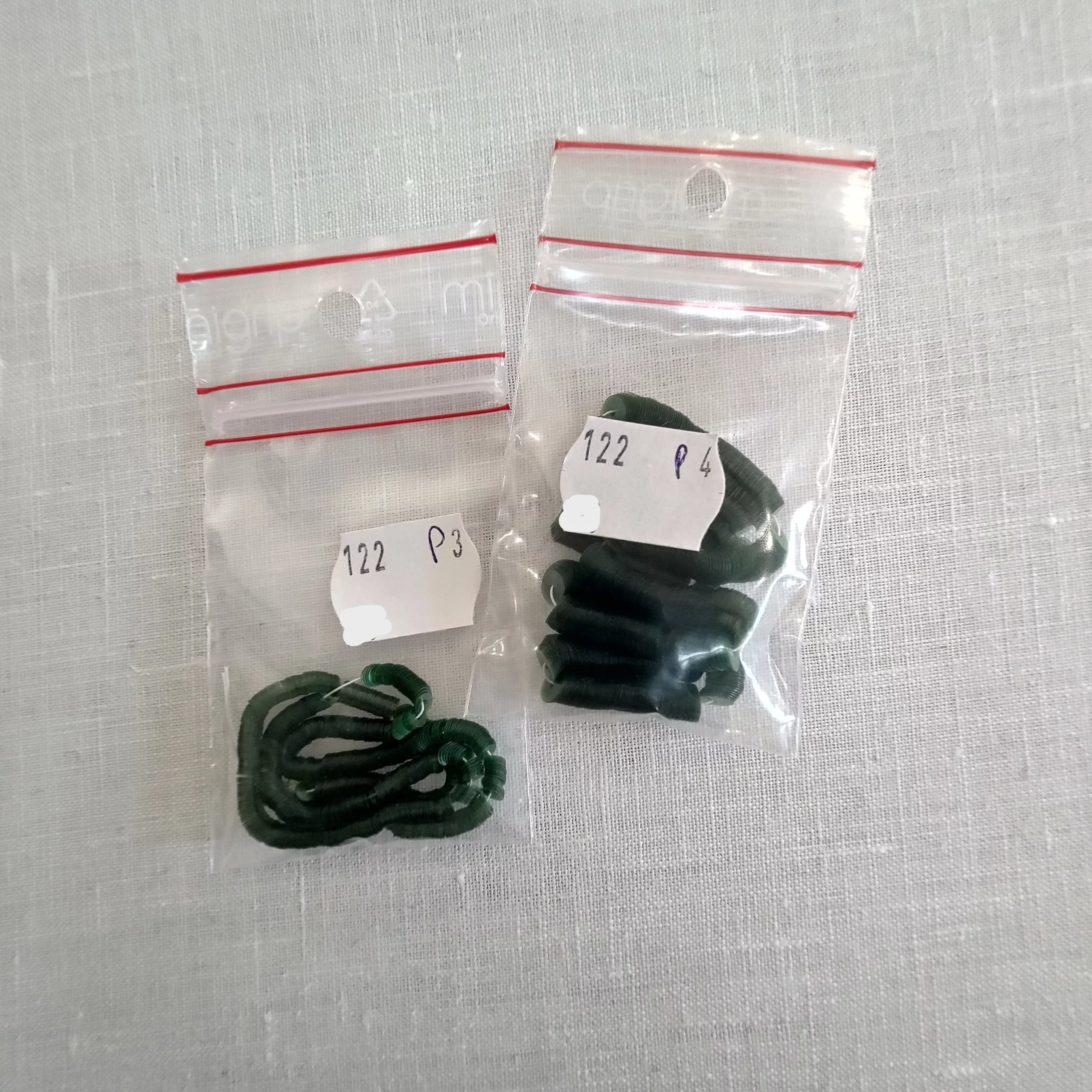 Paillettes vert irisé 122