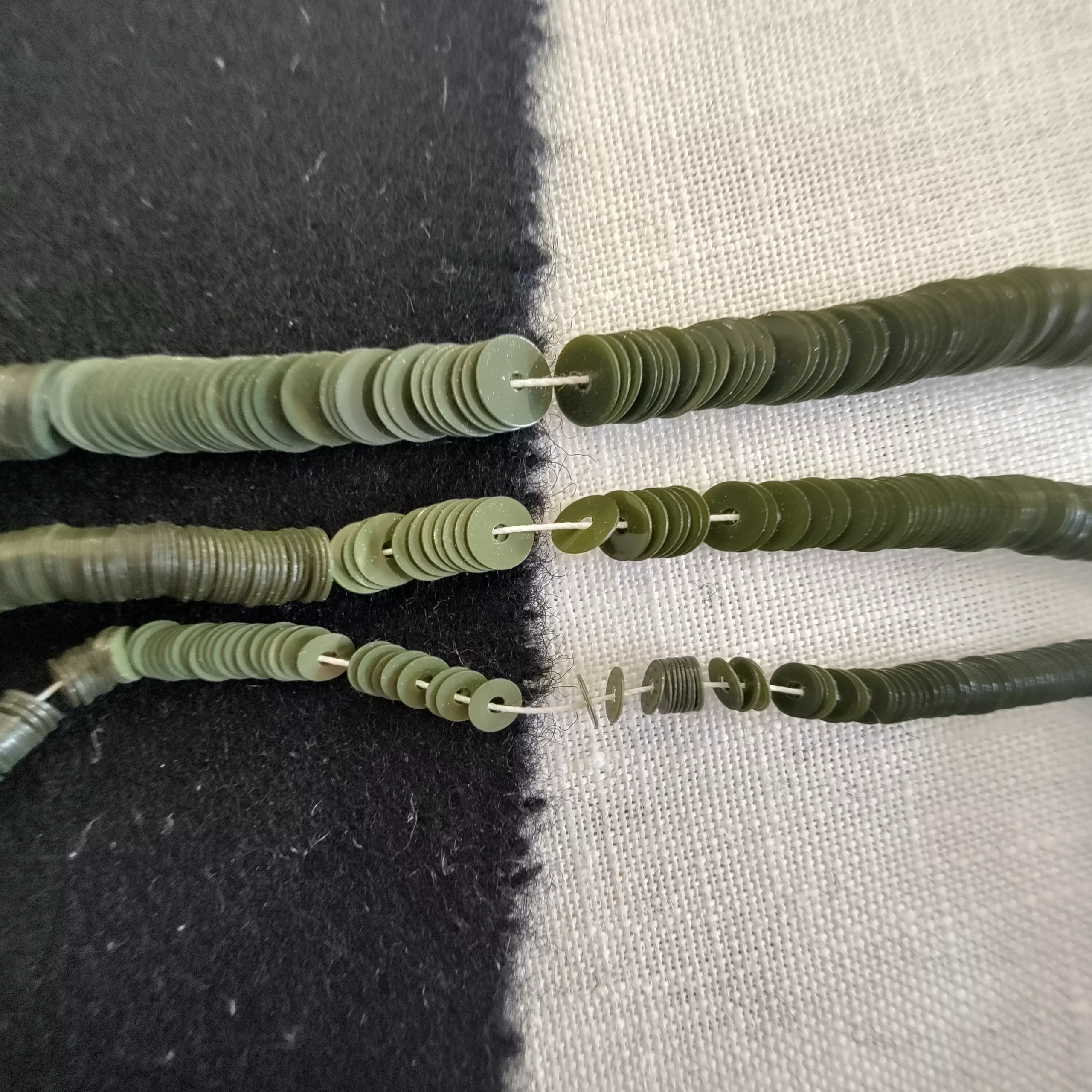Paillettes vert kaki 7244