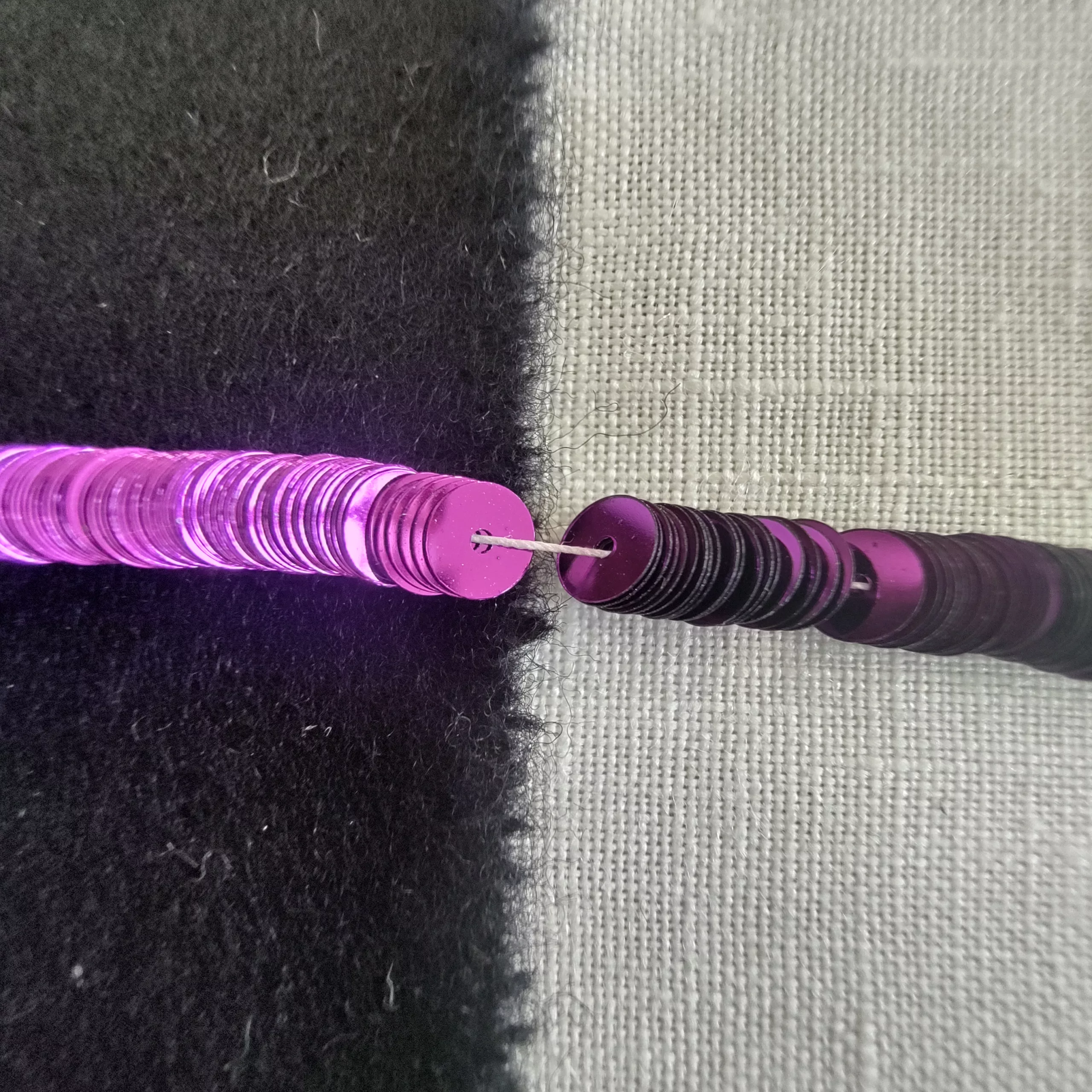 Paillettes violet 5061